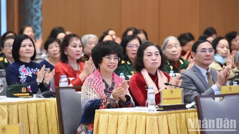 Phụ nữ Việt Nam phát huy, lan tỏa những giá trị tốt đẹp, đóng góp tích cực cho phát triển đất nước ảnh 5