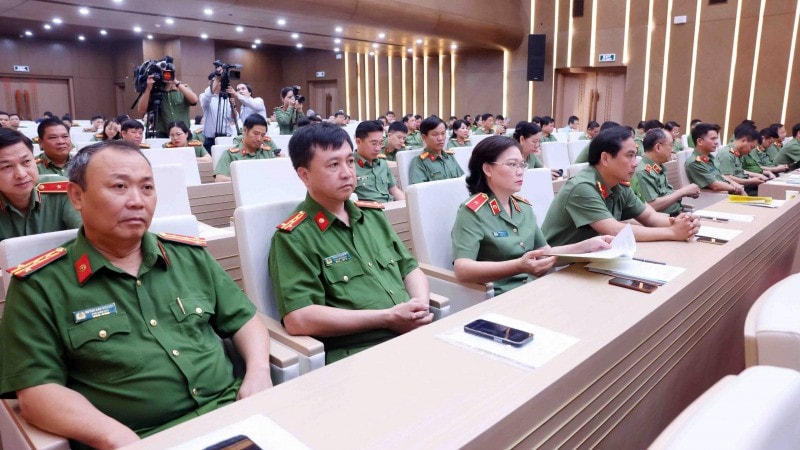 Các đại biểu dự hội thảo.