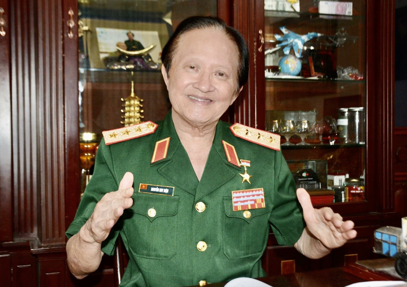 Thượng tướng, Viện sĩ, Anh hùng Lực lượng vũ trang nhân dân Nguyễn Huy Hiệu, nguyên Ủy viên Trung ương Đảng, nguyên Thứ trưởng Bộ Quốc phòng (Ảnh do Thượng tướng Nguyễn Huy Hiệu cung cấp)