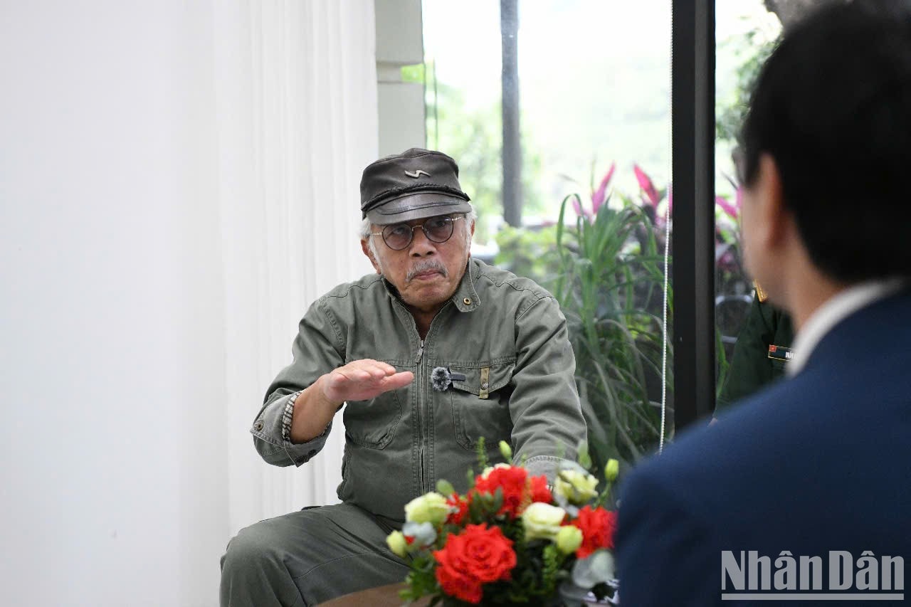 Văn học nghệ thuật -