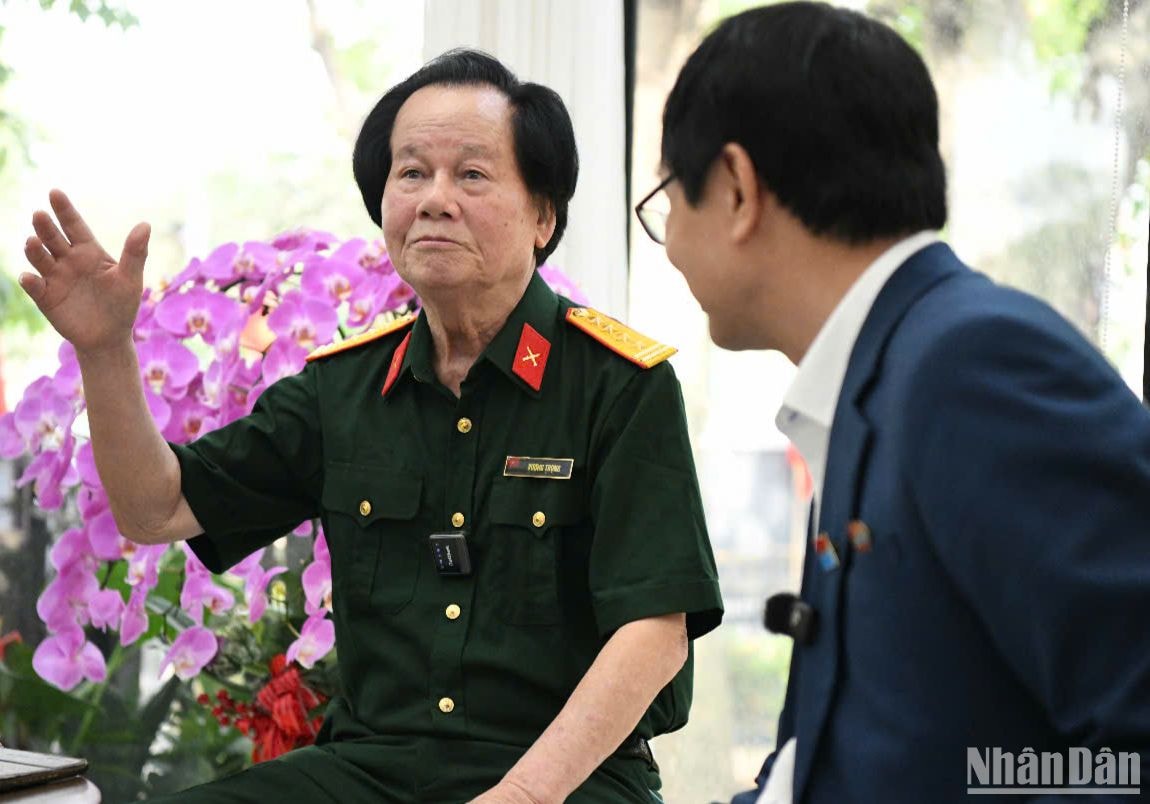 Văn học nghệ thuật -