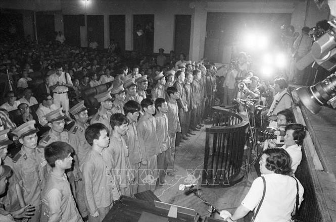 Cuối năm 1980, lực lượng an ninh thực hiện kế hoạch CM12, triệt xóa và đưa ra xét xử các đối tượng của tổ chức phản động do Lê Quốc Túy, Mai Văn Hạnh cầm đầu.