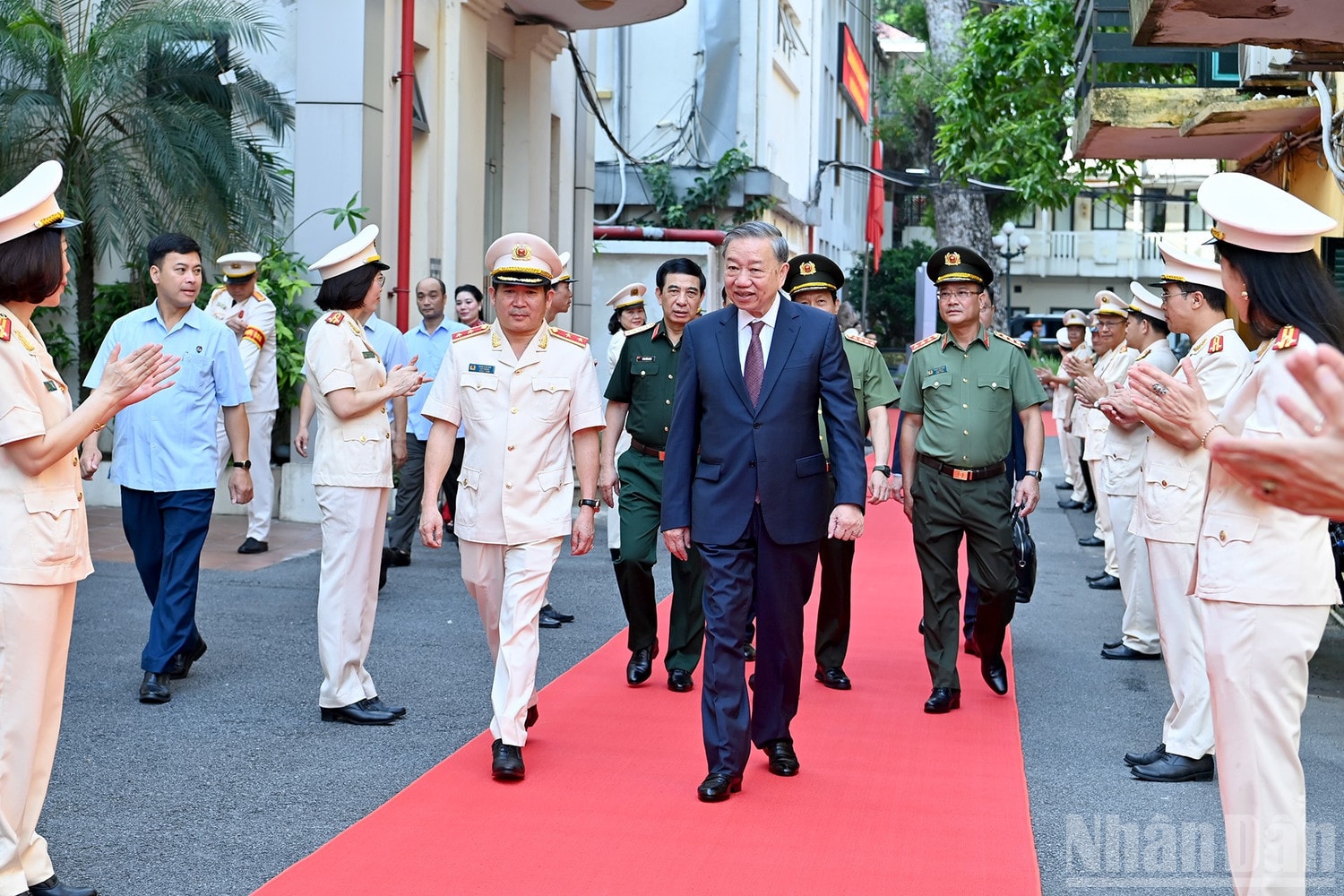 Tổng Bí thư Tô Lâm gặp mặt cán bộ, chiến sĩ Cục An ninh chính trị nội bộ (Bộ Công an). ndo_br_a2-bnd-6154.jpg
