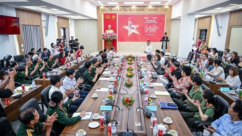 Lễ công bố Chương trình nghệ thuật chính luận cong-bo-8862.jpg