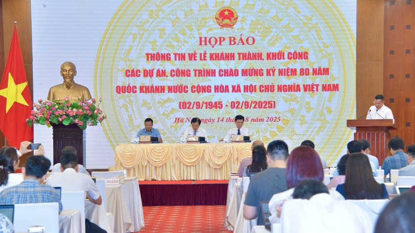 Quang cảnh buổi họp báo. (Ảnh: THANH GIANG)
