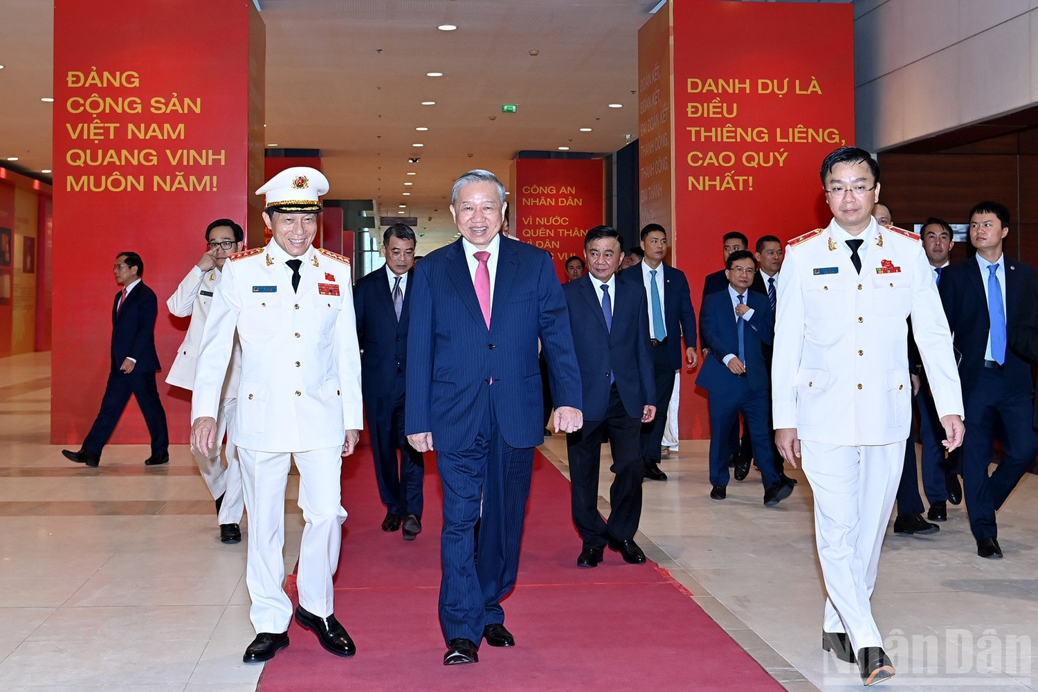 Tổng Bí thư Tô Lâm và các đồng chí lãnh đạo Đảng, Nhà nước dự Lễ kỷ niệm. ndo_br_a2-bnd-2140.jpg