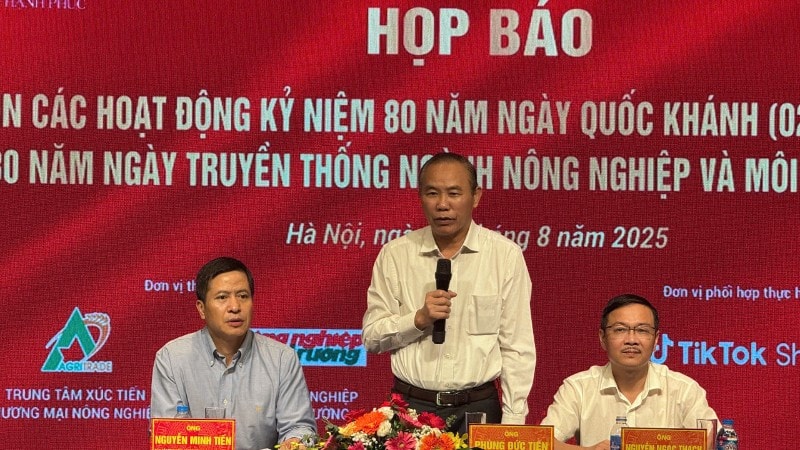 Thứ trưởng Phùng Đức Tiến trả lời báo chí về hoạt động kỷ niệm của ngành nông nghiệp và môi trường dịp kỷ niệm 80 năm Quốc khánh (2/9/1945-2/9/2025) do Bộ Nông nghiệp và Môi trường tổ chức. thu-truong-tien-2-8477.jpg