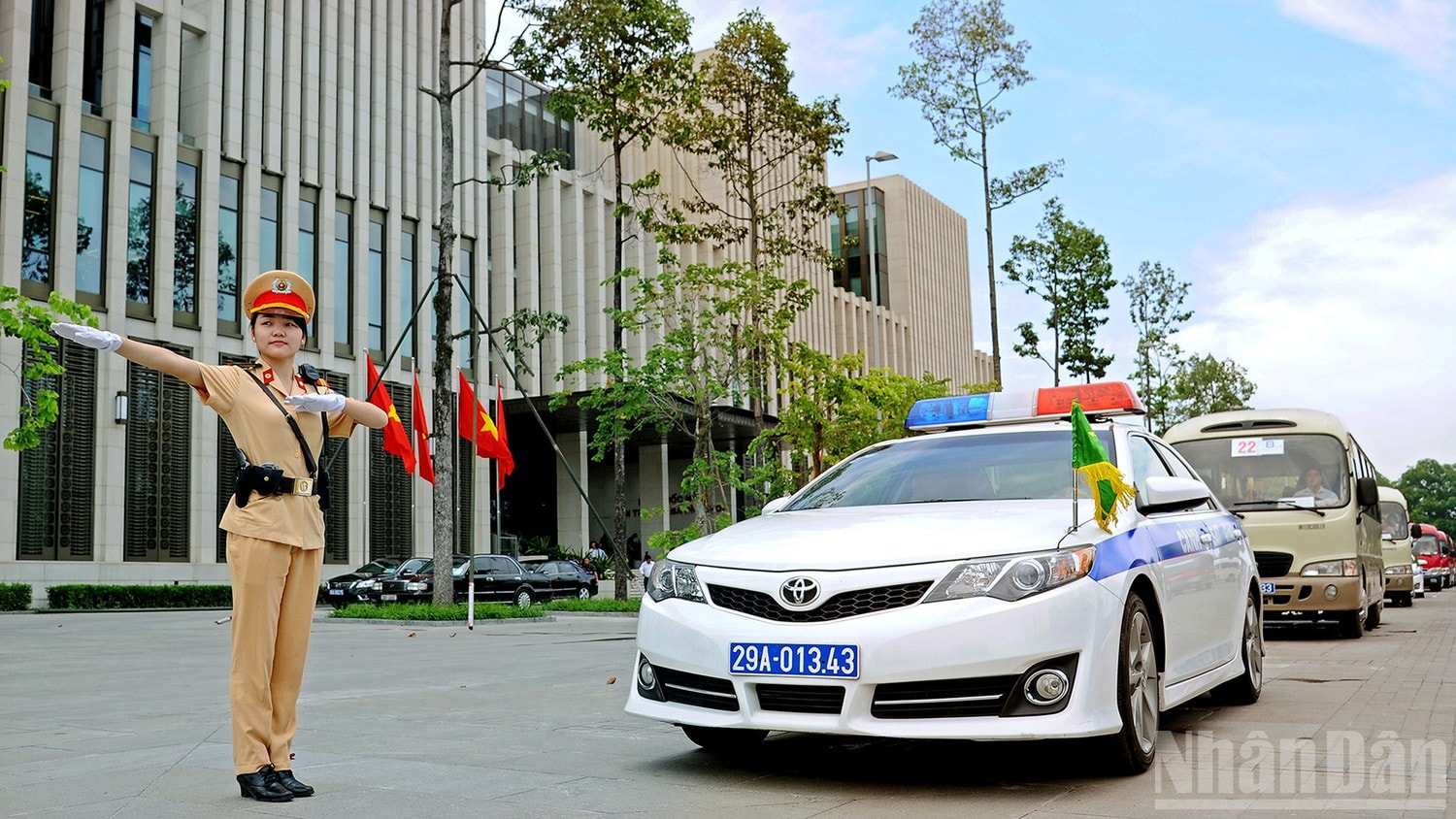 Ảnh TRẦN HẢI. ndo_br_cong-an-nhan-dan-5.jpg