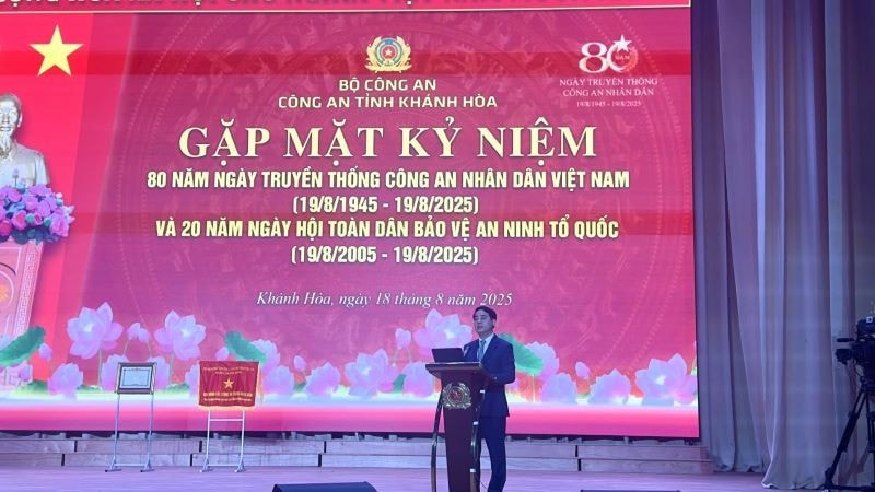 Đồng chí Nghiêm Xuân Thành, Bí thư Tỉnh ủy Khánh Hòa phát biểu tại buổi lễ.