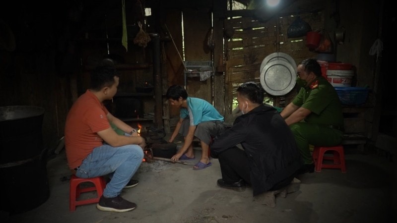 Lực lượng điều tra khai thác thông tin từ quần chúng nhân dân. 06-khai-thac-thong-tin-tu-quan-chung-nhan-dan.jpg