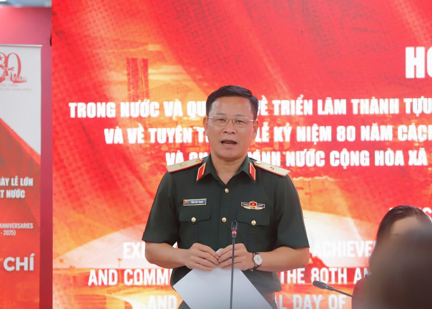 Thiếu tướng Tống Văn Thanh, Phó Cục trưởng Cục Tuyên huấn, Tổng cục Chính trị Quân đội nhân dân Việt Nam thông tin về chương trình diễu binh, diễu hành tại Lễ kỷ niệm ngày 2/9 tới. z6933942506842-b58431972215c7e3e12ca1d7f14f3e66.jpg