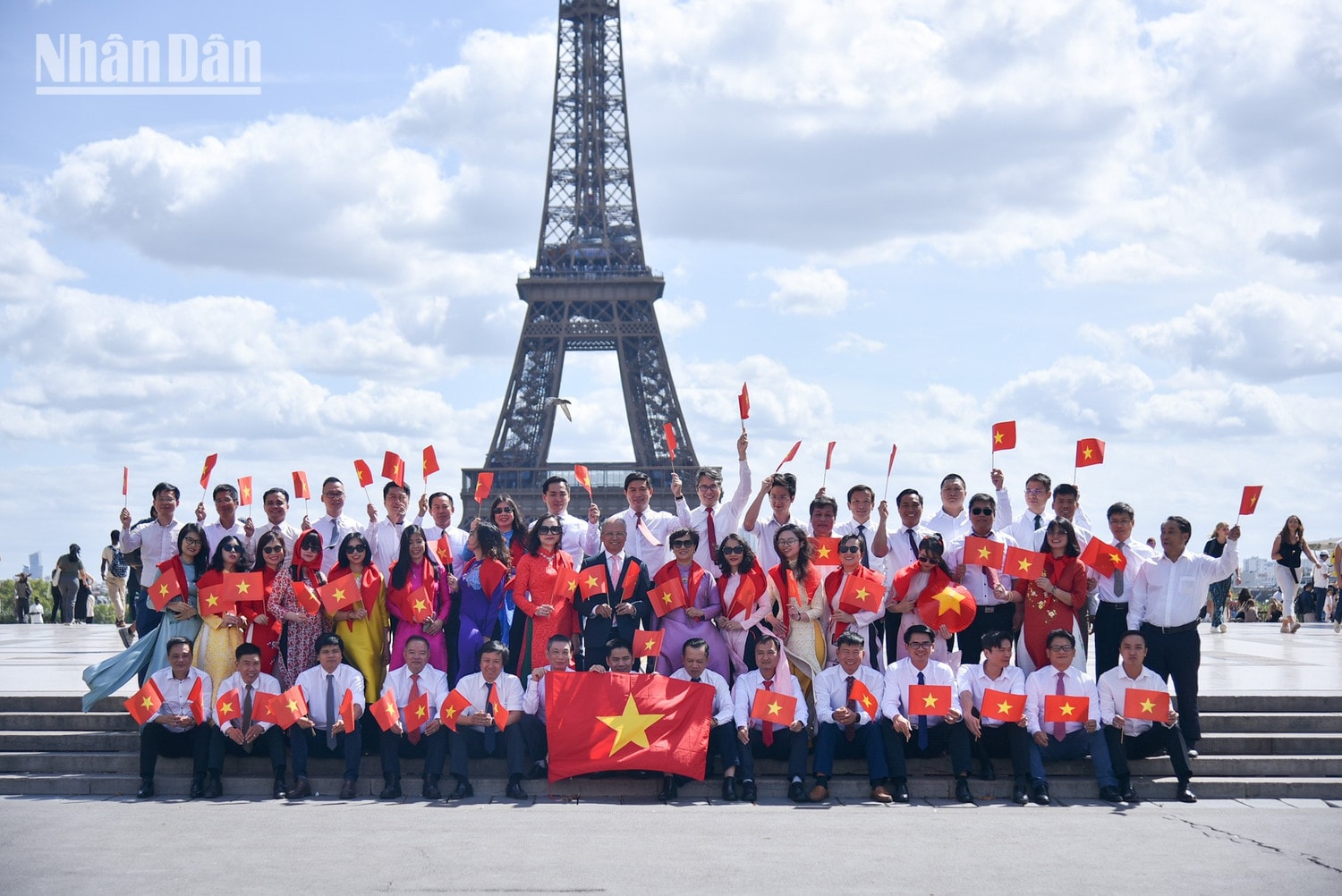 quoc-khanh-tai-phap-duy-4.jpg