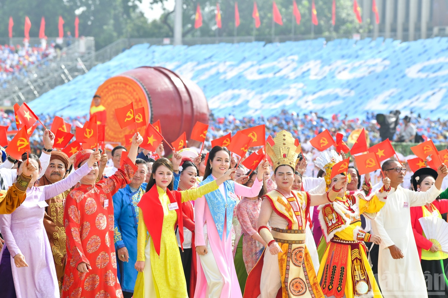 Hình ảnh của khối văn hóa-thể thao. ndo_br_dieu-hanh-25-van-hoa-the-thao-du-lich.jpg
