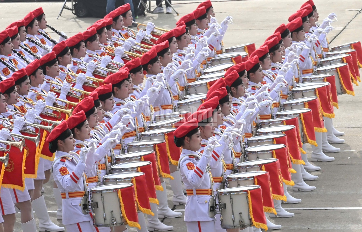 Các nữ chiến sĩ quân nhạc. ndo_c_quan-nhac.jpg