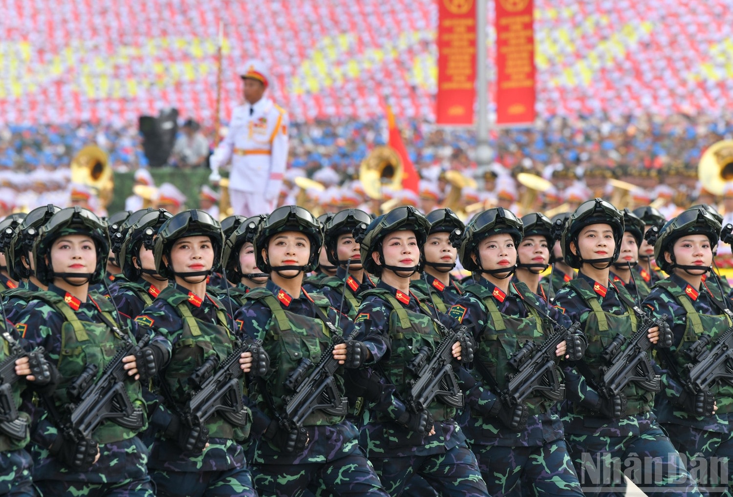 ndo_br_quan-doi-a80-22.jpg