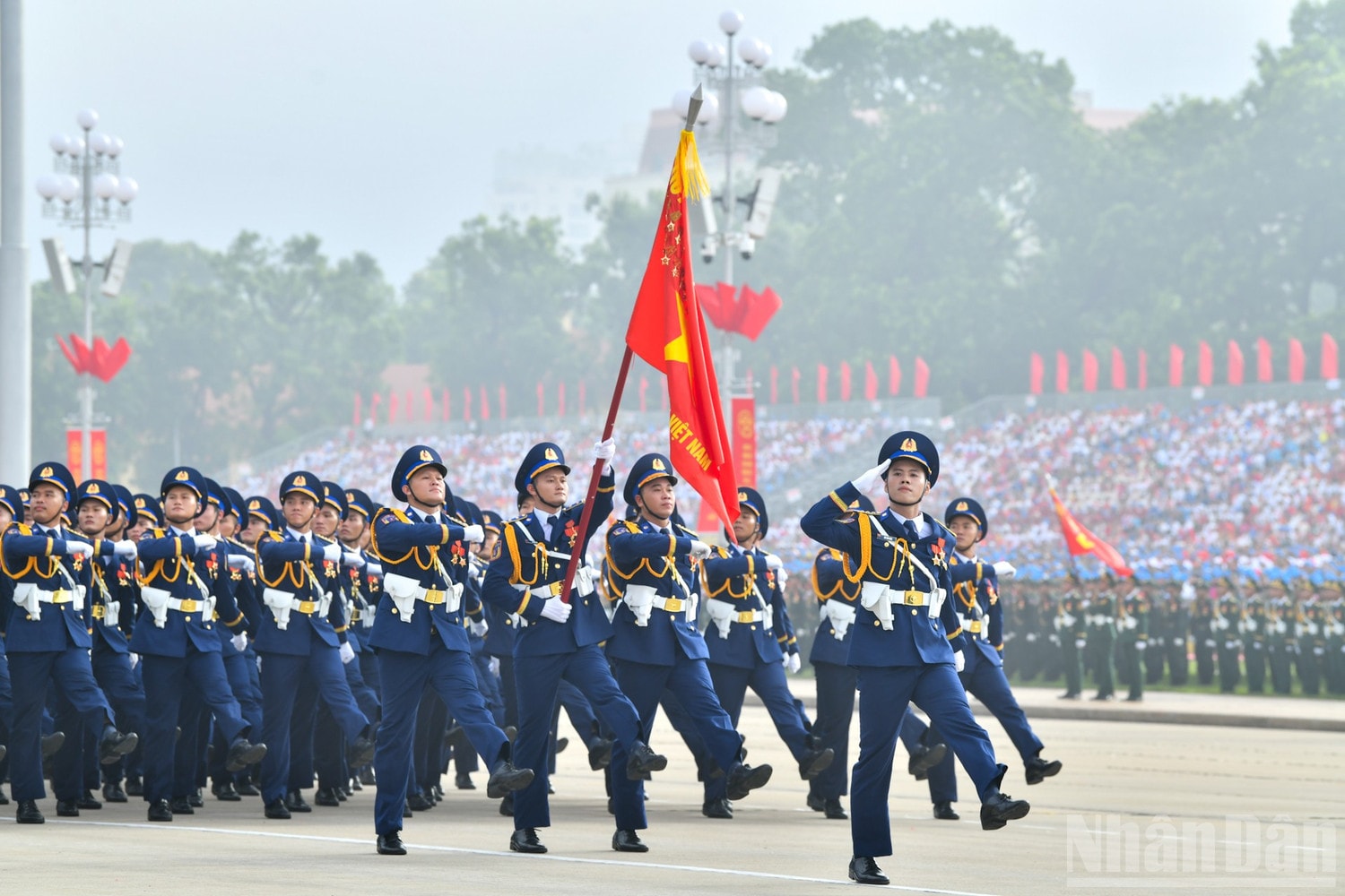 ndo_br_quan-doi-a80-9.jpg