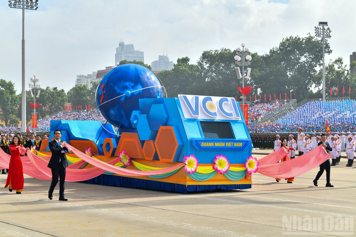 ndo_br_dieu-hanh-16-khoi-doanh-nhan-vietnam.jpg