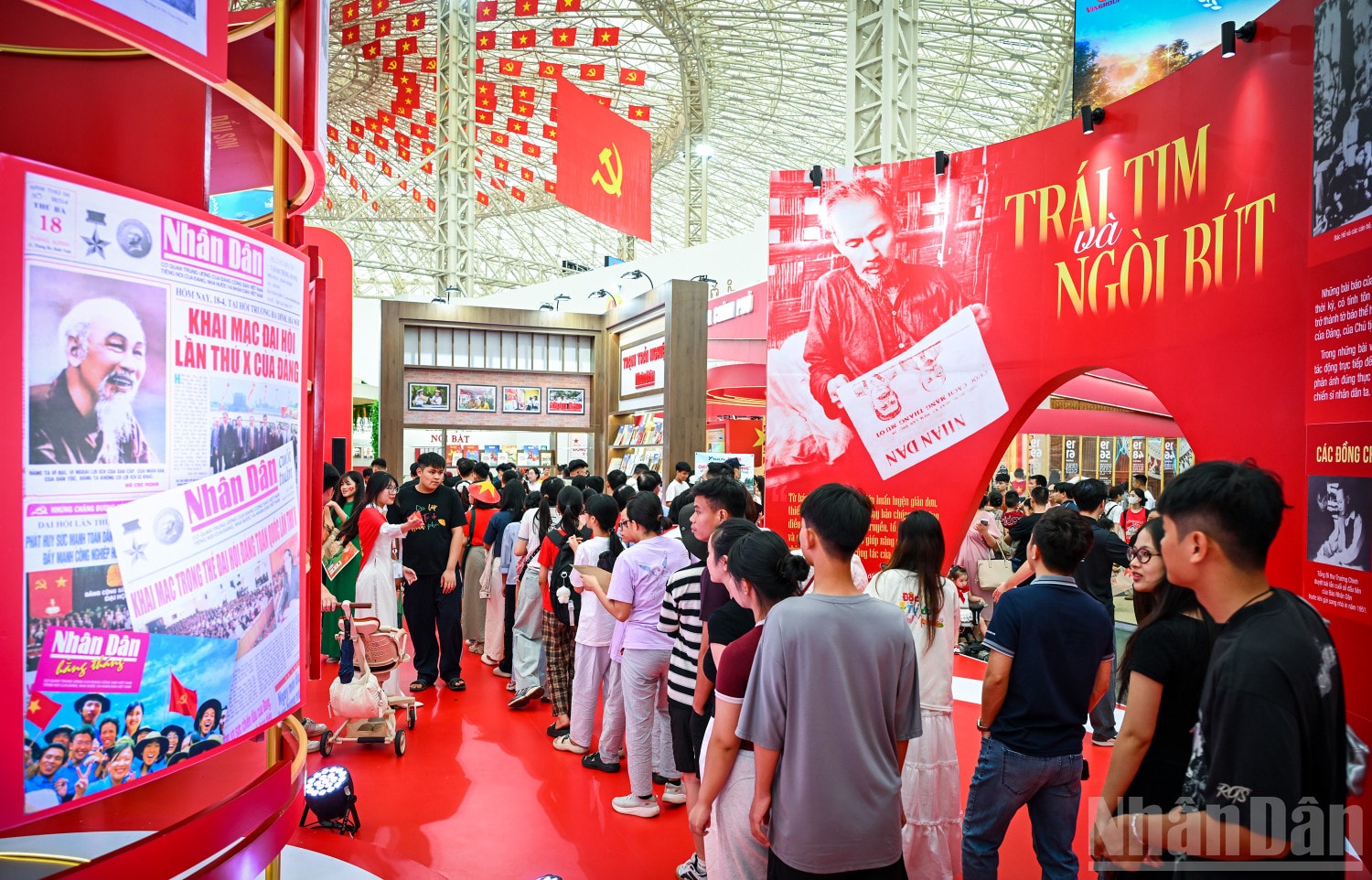 Đây là những sản phẩm nhằm tiếp cận lớp công chúng trẻ, những người khao khát được nghe lại những câu chuyện lịch sử hào hùng của cha ông bằng những trải nghiệm số phù hợp với xu hướng của thời đại công nghệ. ndo_br_3.jpg