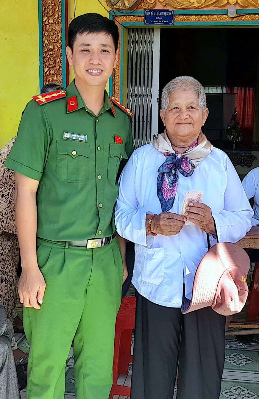 cong-an-ca-mau-3.jpg