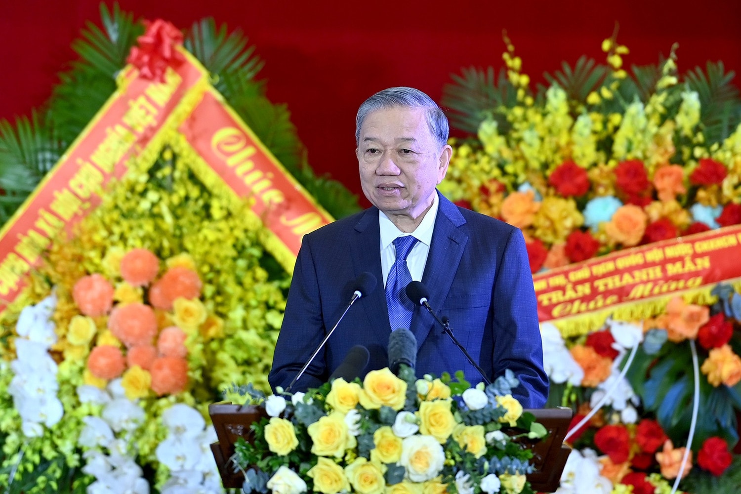 Tổng Bí thư Tô Lâm phát biểu tại Lễ kỷ niệm 80 năm Ngày truyền thống Tòa án nhân dân. (Ảnh ĐĂNG KHOA) a5-bnd-5043.jpg