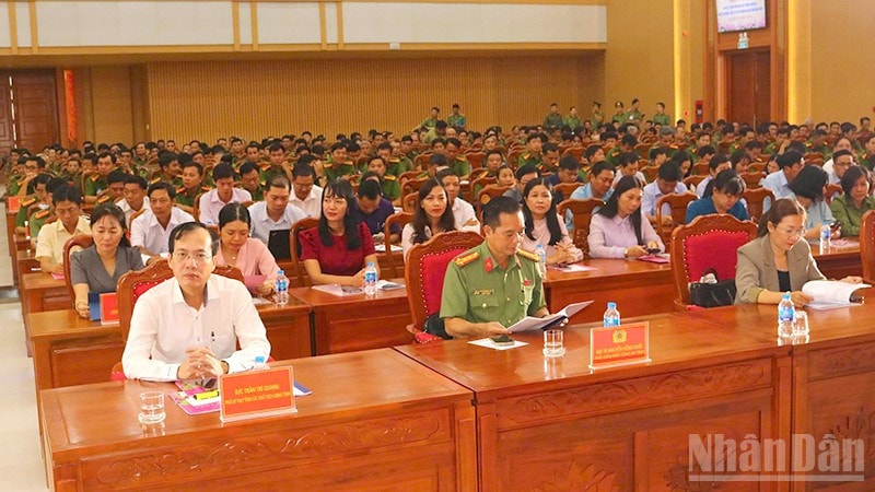 Đại biểu tham dự hội nghị. ndo_br_sk4.jpg