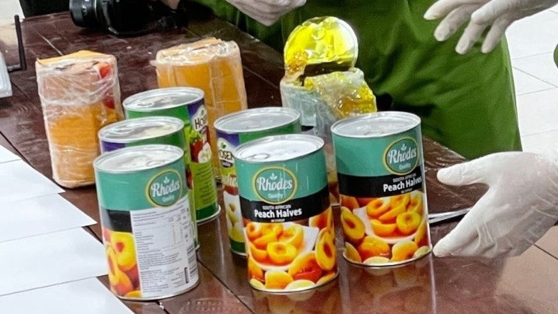 Cần sa được ngụy trang trong các đồ hộp. 151932z7100454575804-01c552b82f98e52848a434217e31ea26-1519-7790.jpg