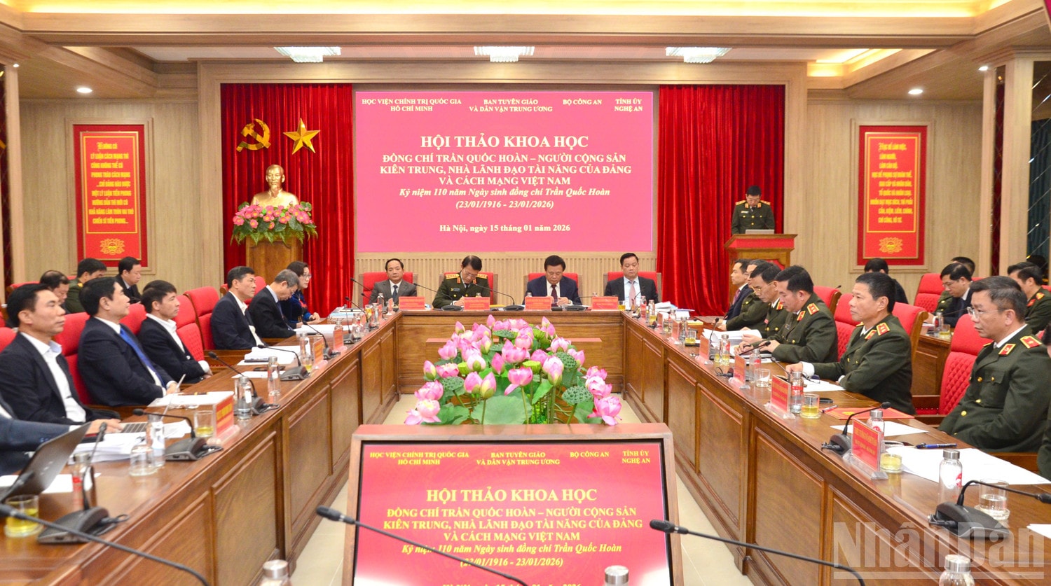 Quang cảnh hội thảo. (Ảnh: PHẠM CƯỜNG) ndo_br_toan-canh-hoi-nghi.jpg