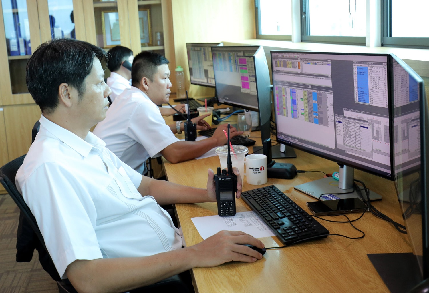 Doanh nghiệp công nghệ trong nước hiện đã đủ năng lực cung cấp nhiều giải pháp số cho hệ thống cảng biển. doanh-nghiep-cong-nghe-trong-nuoc-hien-da-du-nang-luc-cung-cap-nhieu-giai-phap-so-cho-he-thong-cang-bien.jpg