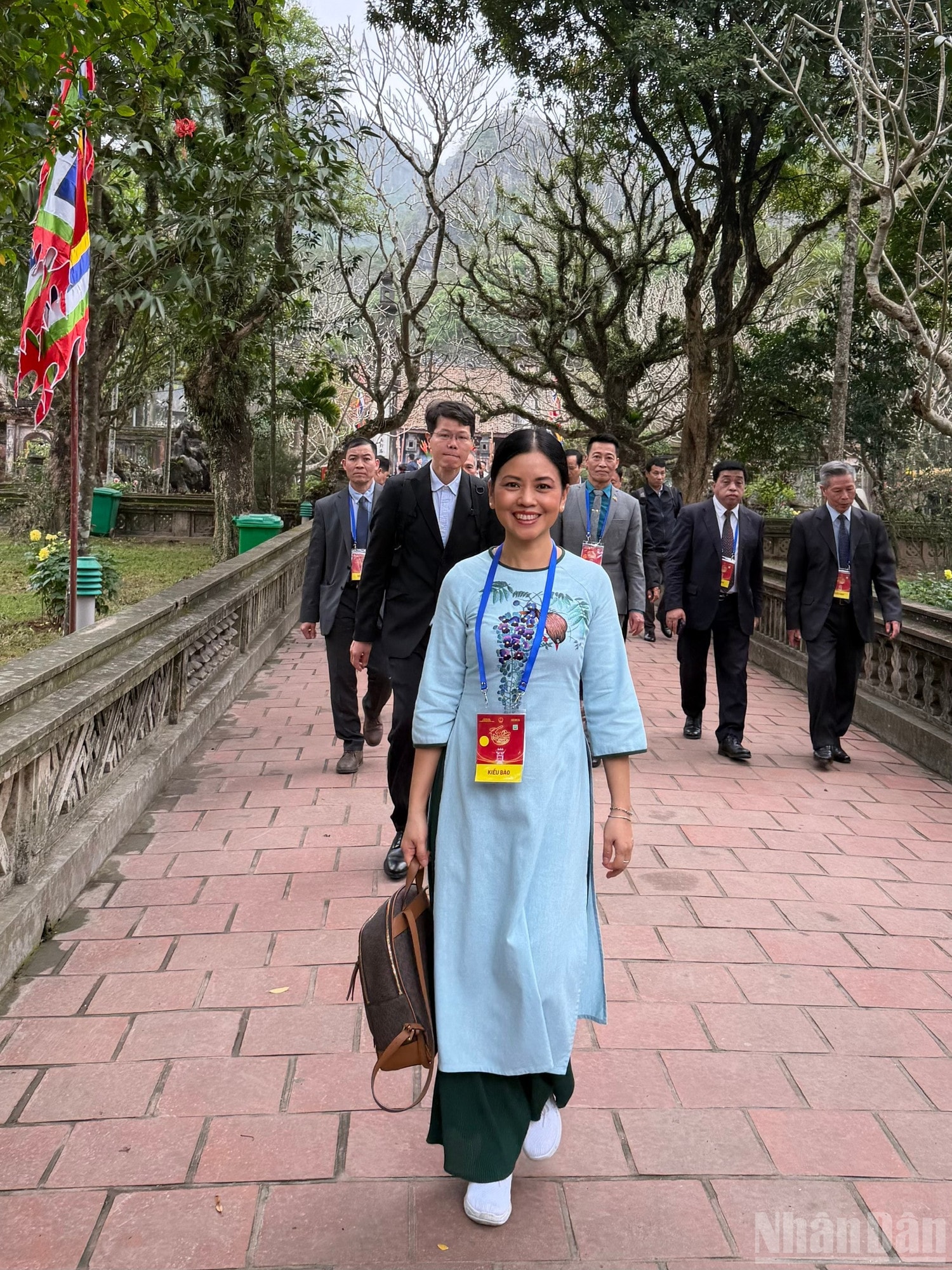 Chị Nguyễn Thị Liên, Sứ giả tiếng Việt, Phó Tổng Thư ký Mạng lưới Giảng dạy tiếng Việt và Văn hóa Việt Nam toàn cầu là 1 trong 100 kiều bào tiêu biểu về dự chương trình Xuân Quê Hương 2026. ndo_br_em-lien.jpg