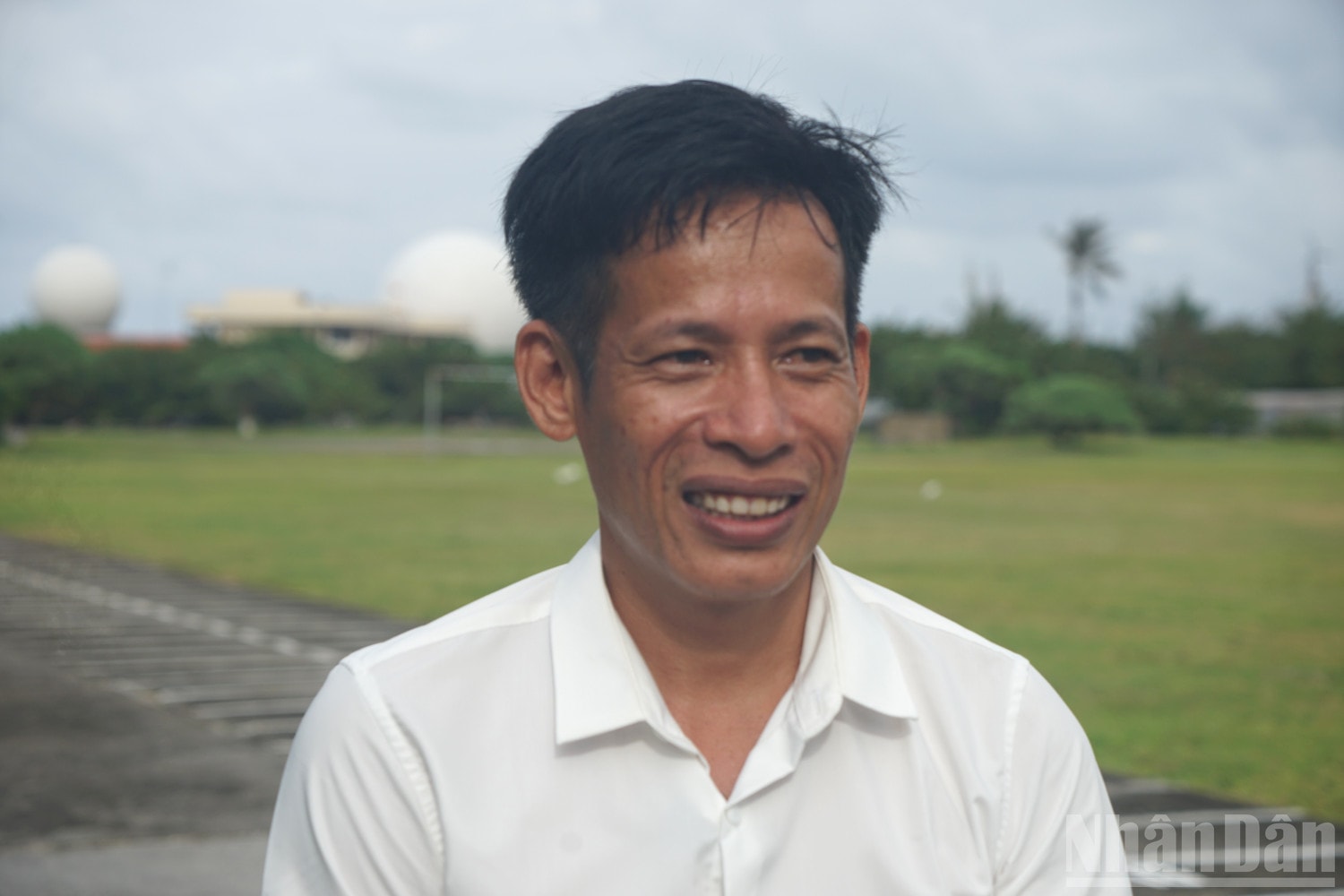 Anh Cao Văn Giáp - Trưởng công chức đảo Song Tử Tây. (Ảnh: TRUNG HƯNG) ndo_br_dsc00579.jpg