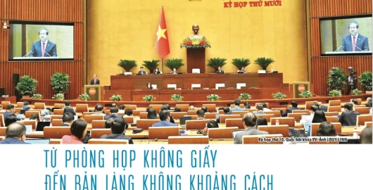 Từ phòng họp không giấy đến bản làng không khoảng cách