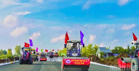 Bài 3: Niềm tin từ những kỳ tích hạ tầng giao thông