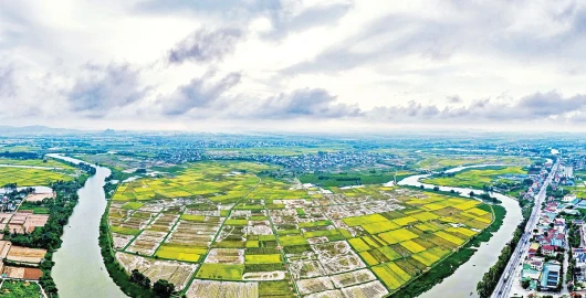 Sống cùng đất và nước