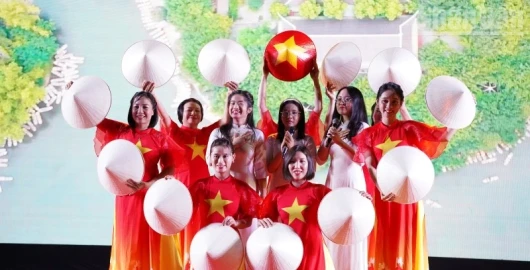 Cộng đồng người Việt tại Campuchia bước vào năm mới tràn đầy hy vọng