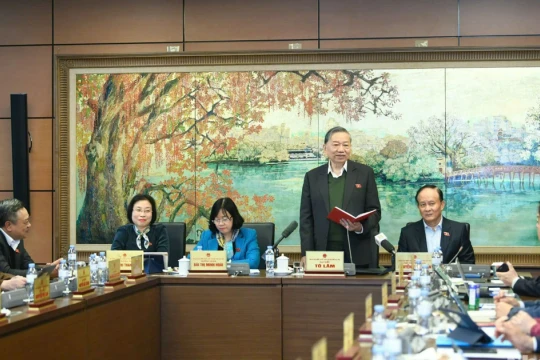 Tổng Bí thư Tô Lâm: Sắp xếp, tinh gọn bộ máy để đạt mục tiêu tăng trưởng kinh tế và nâng cao đời sống nhân dân