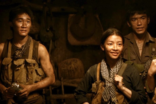 “Địa đạo: Mặt trời trong bóng tối”: Huy động vũ khí hạng nặng cùng hàng nghìn diễn viên quần chúng