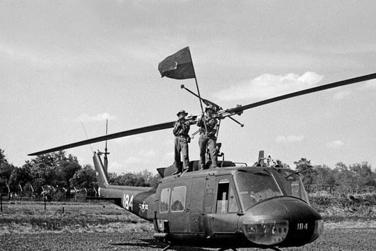 Ngày 30/3/1975: Quân ủy Trung ương gửi điện khen ngợi cán bộ, chiến sĩ và nhân dân Tây Nguyên