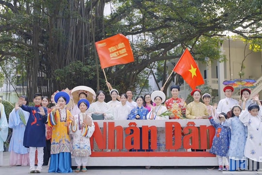 "Yêu lắm Việt Nam" - Chạm để khám phá