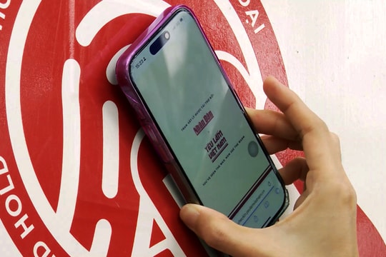 “Chạm” để kết nối - Góc nhìn của nghệ sĩ trẻ về hành trình số hóa di sản