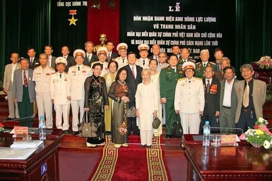 Nơi mặt trận không tiếng súng