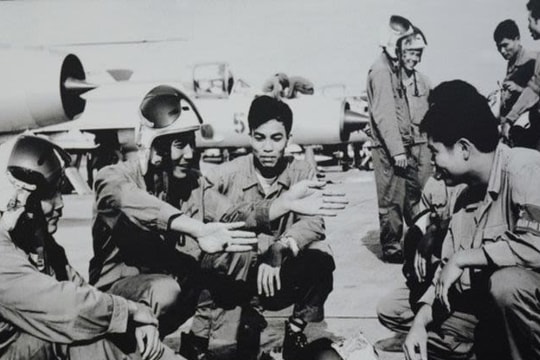 Không quân nhân dân Việt Nam với sự nghiệp thống nhất non sông