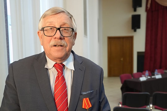 Chiến thắng vẻ vang của những người cộng sản