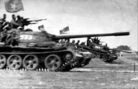 [Video] Ngày 20/4/1975: Truy kích địch tháo chạy, chuẩn bị tổng khởi nghĩa Sài Gòn