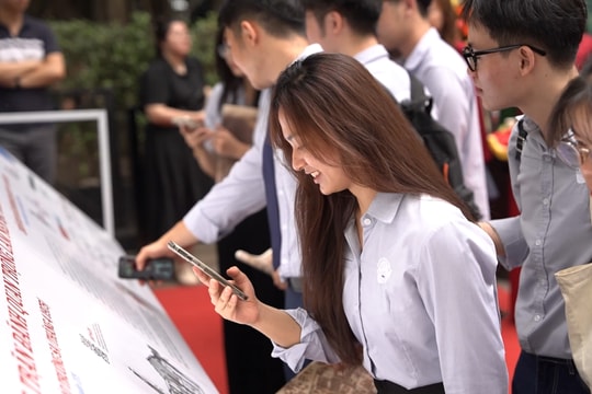 Ba trải nghiệm công nghệ đặc biệt tại Triển lãm tương tác của Báo Nhân Dân