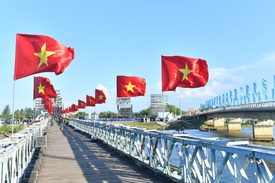 Hành trình thống nhất: Những tượng đài bất tử