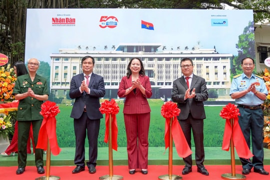 [Ảnh] Báo Nhân Dân giới thiệu đợt thông tin đặc biệt và triển lãm tương tác Kỷ niệm 50 năm Ngày Giải phóng miền nam, thống nhất đất nước