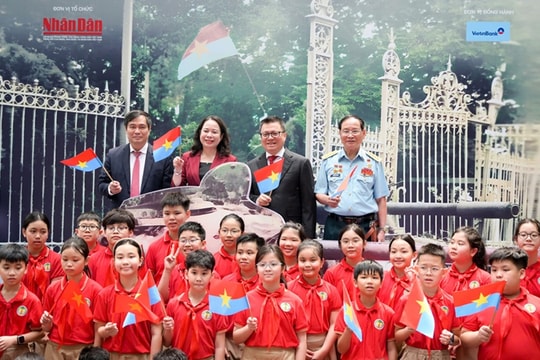 50 năm thống nhất đất nước - Hồi tưởng chiến thắng, truyền cảm hứng dựng xây