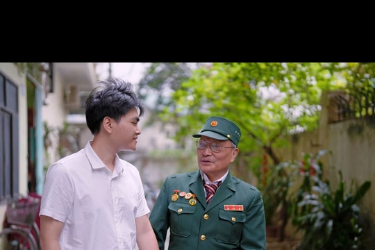 Nghe ông kể chuyện thời chiến - Khi lịch sử không chỉ nằm trong sách