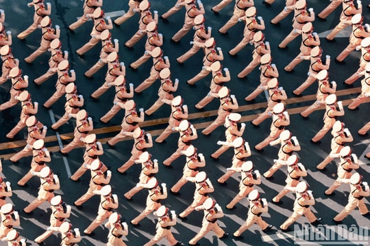 [Ảnh] Mãn nhãn với hình ảnh các khối diễu binh, diễu hành nhìn từ trên cao