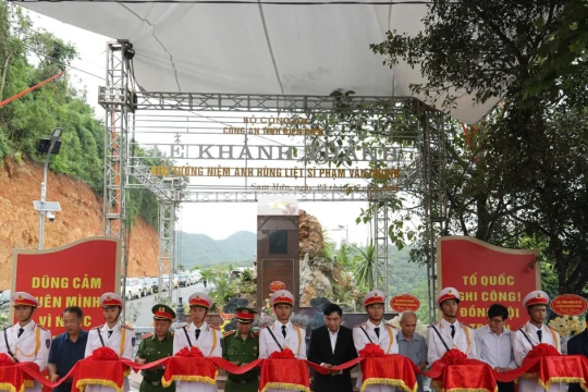 Điện Biên: Khánh thành Khu tưởng niệm Anh hùng liệt sĩ Phạm Văn Cường